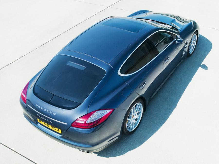  Porsche Panamera Turbo 2009 года  (UK) (фото 18 из 18)
